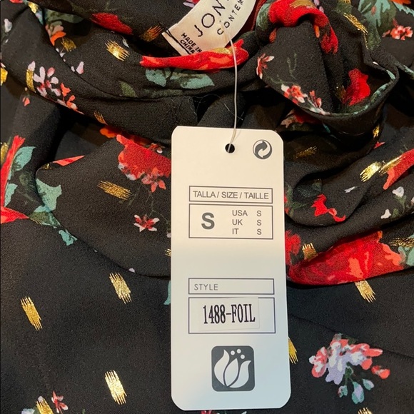 Jon & Anna Black Multi Color Floral 3/4 Sleeve Top - Picture 10 of 10